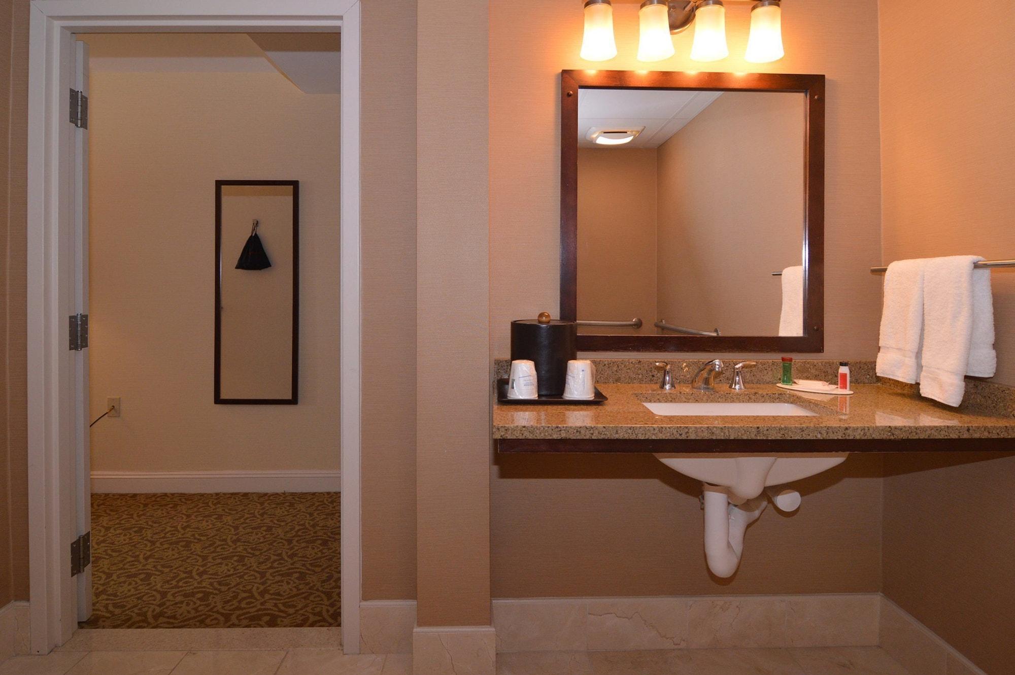 Ramada By Wyndham Seekonk Providence Area Εξωτερικό φωτογραφία
