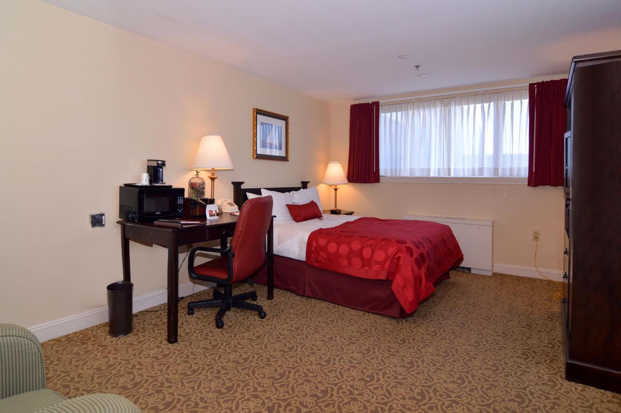 Ramada By Wyndham Seekonk Providence Area Εξωτερικό φωτογραφία