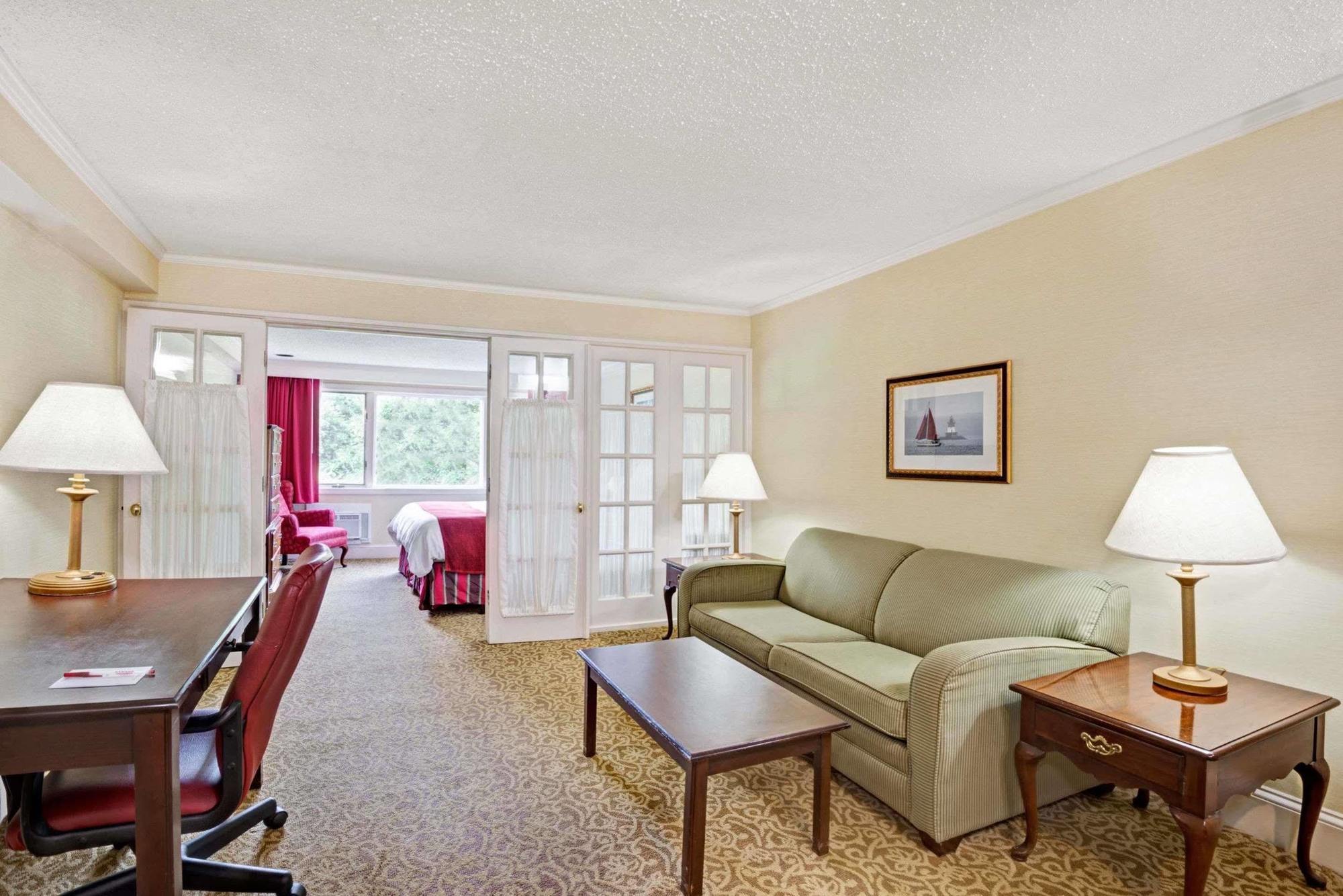 Ramada By Wyndham Seekonk Providence Area Εξωτερικό φωτογραφία